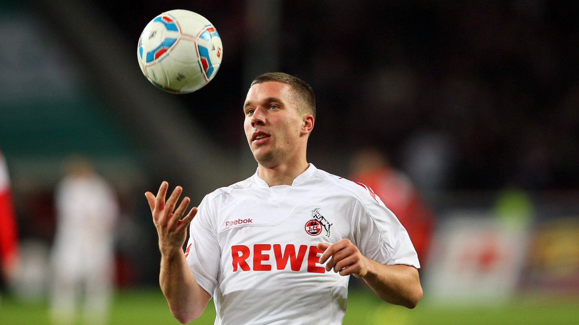 德甲：多特在最后5分钟破门逆转对手，追赶拜仁压力不断，多特德乙